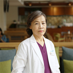李玛建
职称：主任医师 
圣宝妇产医院特聘专家