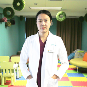 姓名：葛佳
职称：资深主治医师
